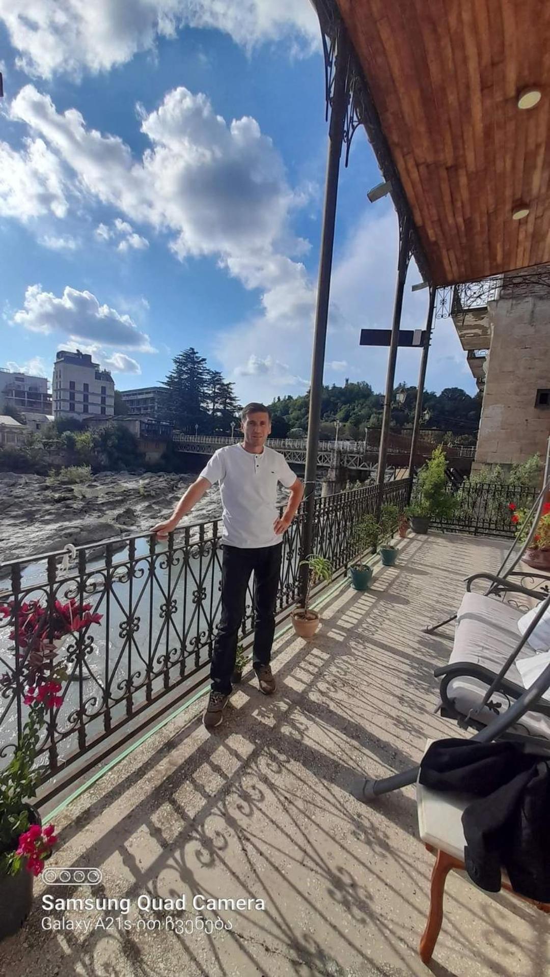 Hotel Caravan Palace Kutaisi Exteriér fotografie