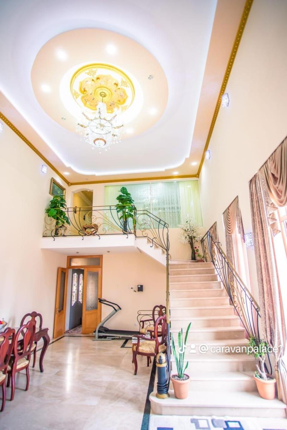 Hotel Caravan Palace Kutaisi Exteriér fotografie